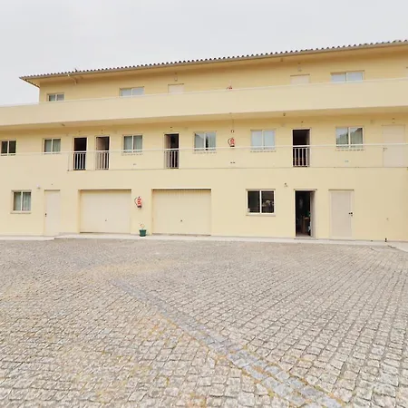 Aparthotel Geres Geres