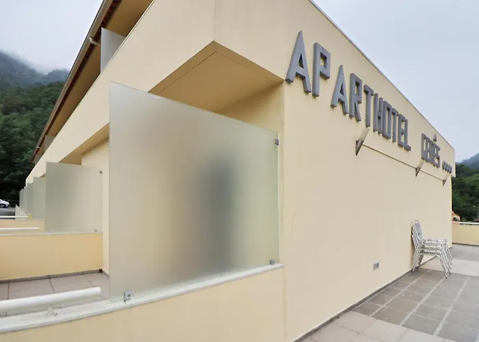 Aparthotel Geres 아파트 3*