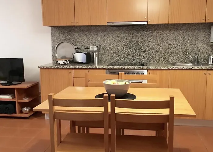 Aparthotel Geres 3* 제어스